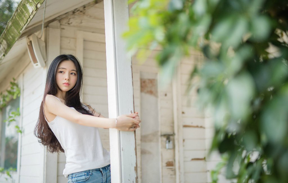 每次考试就像是一种屈辱你说你会了别人不相信偏拿张白纸要你来证明。——三毛《雨季不再来》
